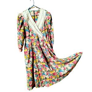1980s Floral Dress Long sleeves Linen collar with lace trim Cottagecore RARE XL